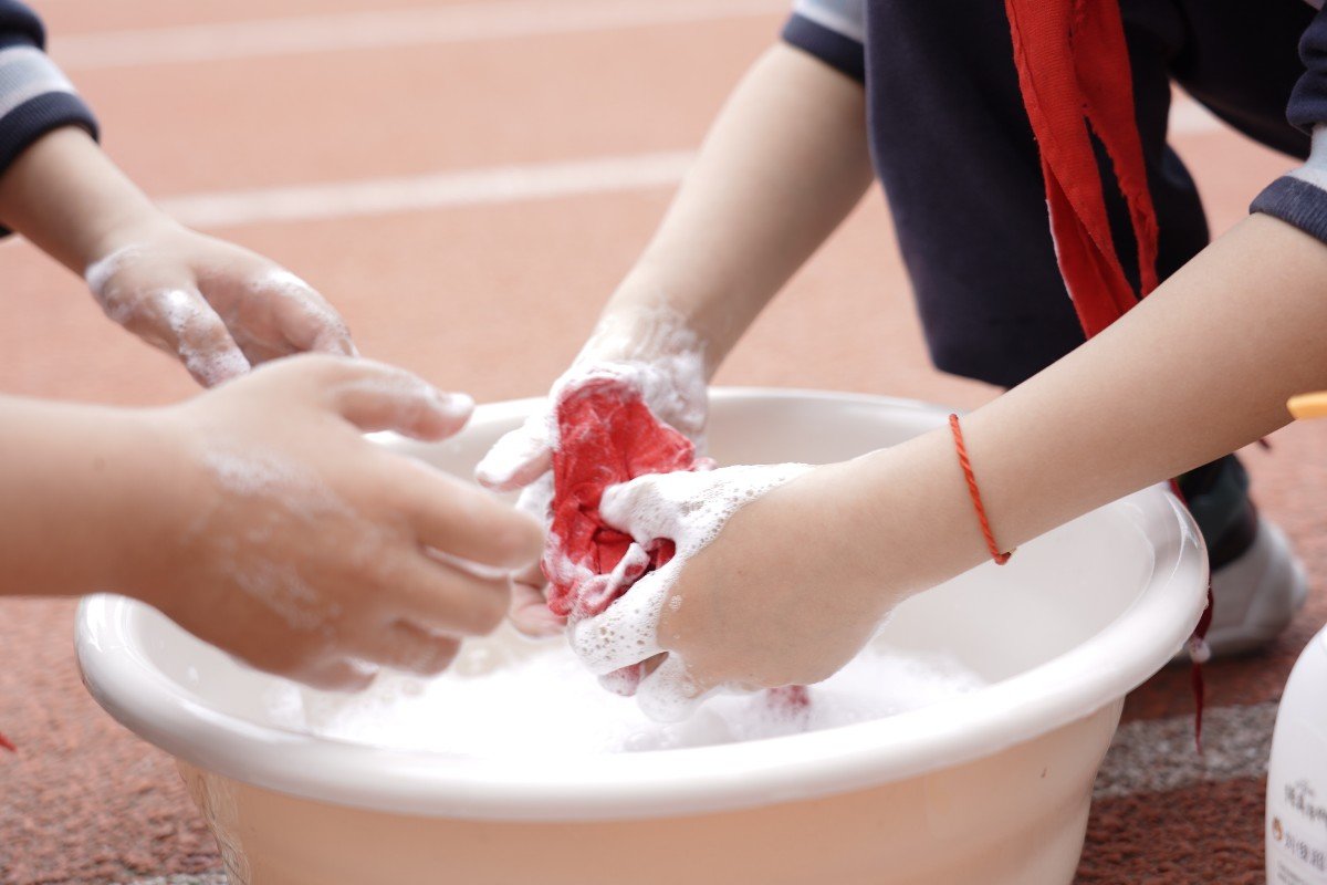 勤奋出智慧，劳动最光荣——汉江实验学校小学部劳动月系列活动